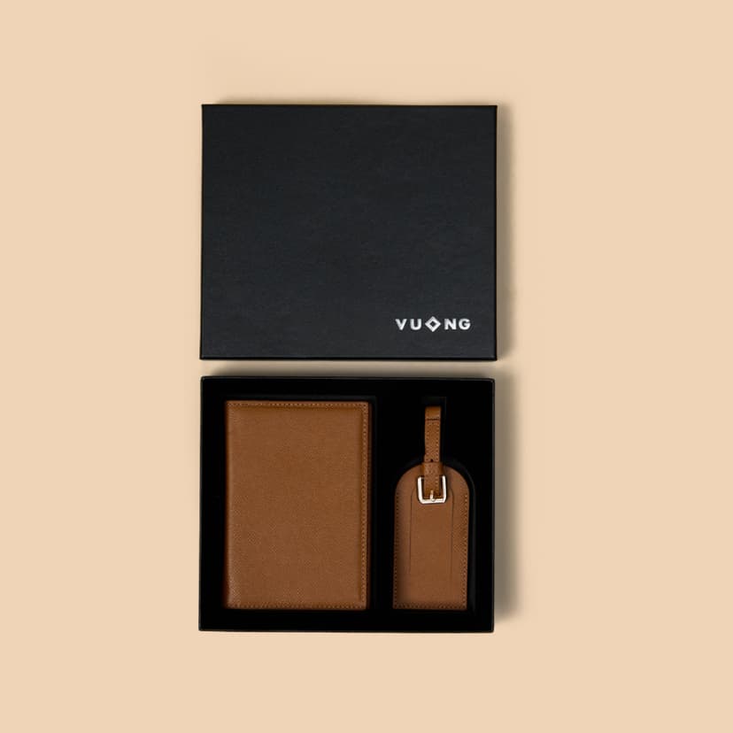 Ảnh Passport cover Vuông Shop®️ da thật vân taiga cao cấp kèm tag hành lý 3