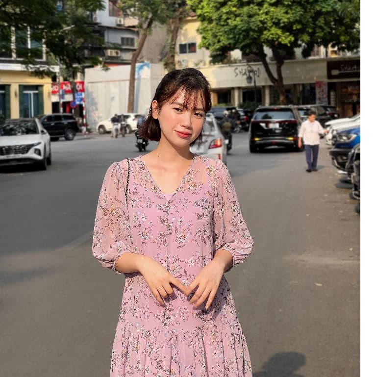 Ảnh De Leah - Đầm Suông Đuôi Cá Cổ V Tay Lỡ - Thời Trang Thiết Kế 1