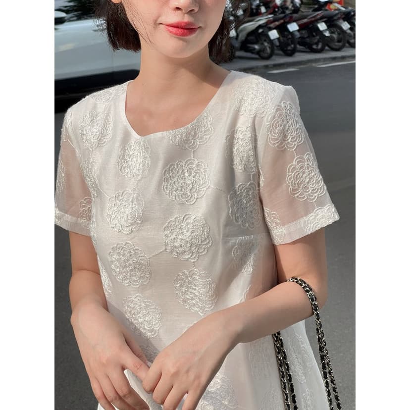 Ảnh De Leah - Đầm Suông Tơ Thêu - Thời Trang Thiết Kế 2