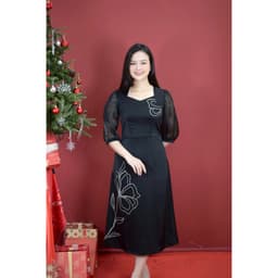 Thumbnail Đầm xòe trung niên cho mẹ - Cổ vuông tim đính đá tay lỡ - Màu Đen - TTV Store thời trang nữ TTV1810 1