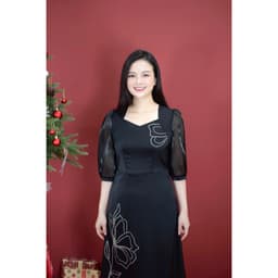 Thumbnail Đầm xòe trung niên cho mẹ - Cổ vuông tim đính đá tay lỡ - Màu Đen - TTV Store thời trang nữ TTV1810 3
