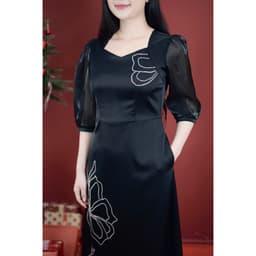 Thumbnail Đầm xòe trung niên cho mẹ - Cổ vuông tim đính đá tay lỡ - Màu Đen - TTV Store thời trang nữ TTV1810 2