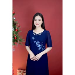 Thumbnail Đầm suông trung niên cho mẹ - Cổ vuông tim đan dây thêu hoa tay lỡ - Xanh đen - TTV1808 2