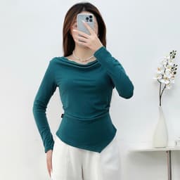 Thumbnail Áo Thun 𝐂𝐂𝐇𝐀𝐓 Kiểu Lệch Vai Gấu Vát Dáng Ôm Chất Vải Mềm Mịn Co Giãn 4 Chiều 23TDC2005OT 1