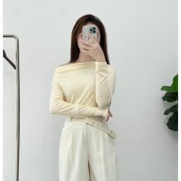 Thumbnail Áo Thun 𝐂𝐂𝐇𝐀𝐓 Kiểu Lệch Vai Gấu Vát Dáng Ôm Chất Vải Mềm Mịn Co Giãn 4 Chiều 23TDC2005OT 3