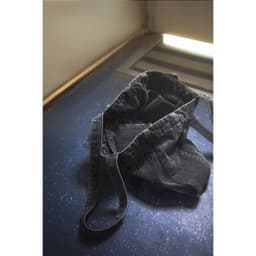Thumbnail LIBÉ WORKSHOP - Túi tote vải denim thêu hoa hoạ tiết viền rách màu xám 1
