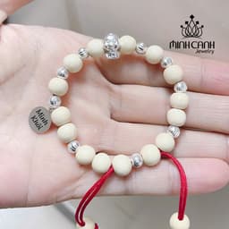 Thumbnail Vòng Dâu Tằm Mix Con Giáp Và Bi Bạc Khắc Tên Cho Bé - Minh Canh Jewelry 2