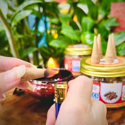 Thumbnail Nụ trầm hương khói ngược (loại đặc biệt) Nụ Tháp trầm trên 25 năm sạch nguyên chất - Xưởng Mộc Việt 4