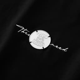 Thumbnail Áo Thun Basic Đơn Giản Đen Tag Logo Kim Loại - Brand TSUN Chính Hãng - Metal Woo Logo Black - Unisex 2