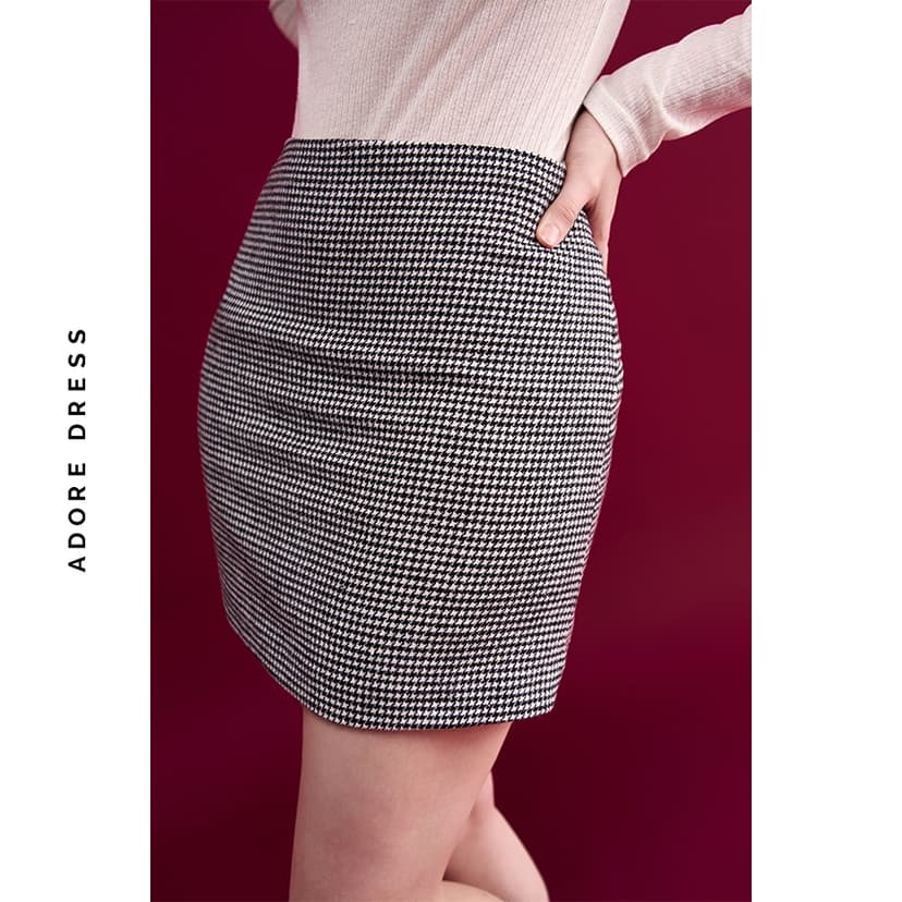 Ảnh 412SK0026- Chân váy mini A đen trắng, karo xanh, trắng đen, đỏ ADORE DRESS 3