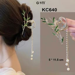 Thumbnail GOTI – Kẹp Tóc Hình Lá Tre Xanh Phối Tua Rua Hạt Thanh Lịch – Phụ Kiện Thời Trang Làm Quà Tặng Dành Cho Nữ KC640 1